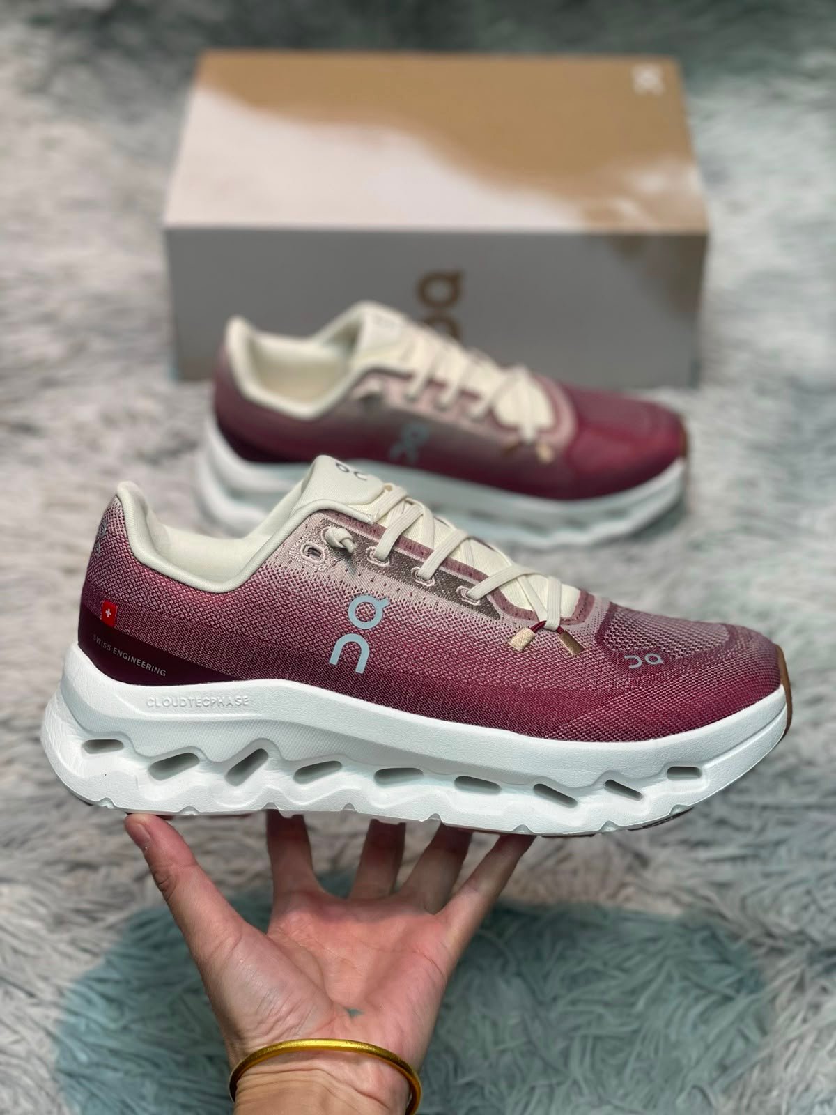 Cloudtilt LOEWE 2 Sneakers Bordeaux Creme White