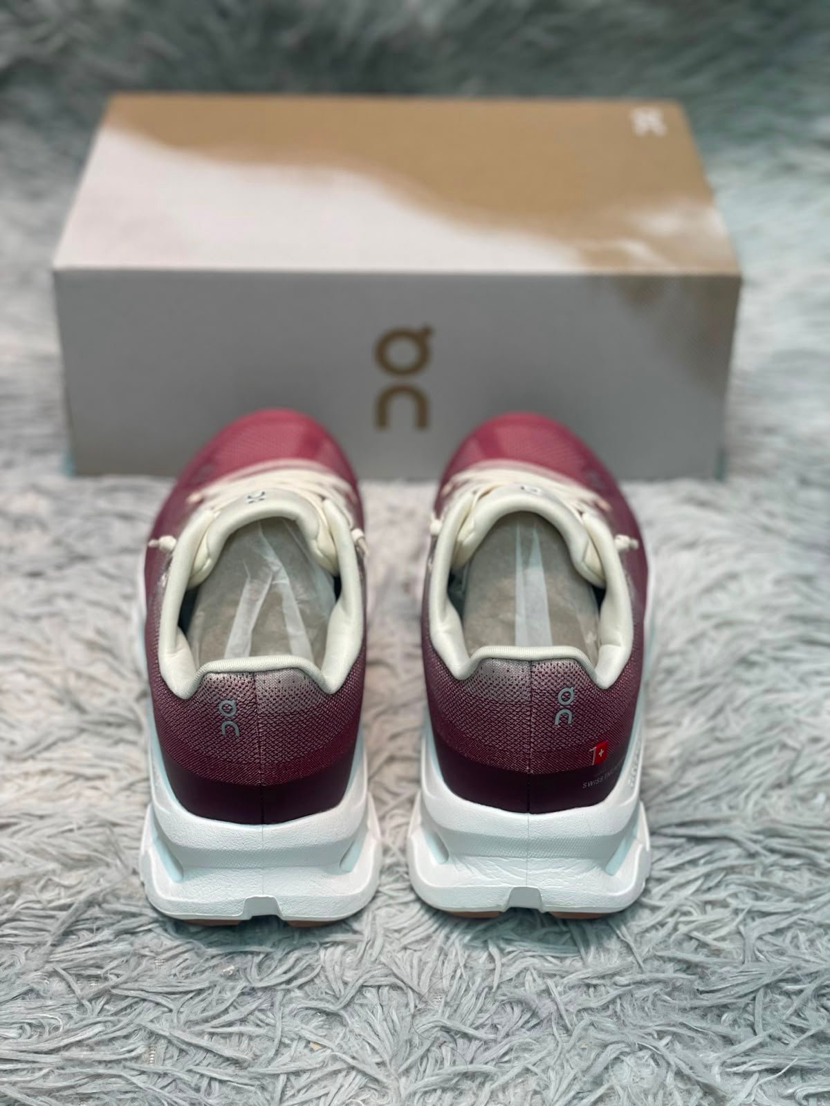 Cloudtilt LOEWE 2 Sneakers Bordeaux Creme White
