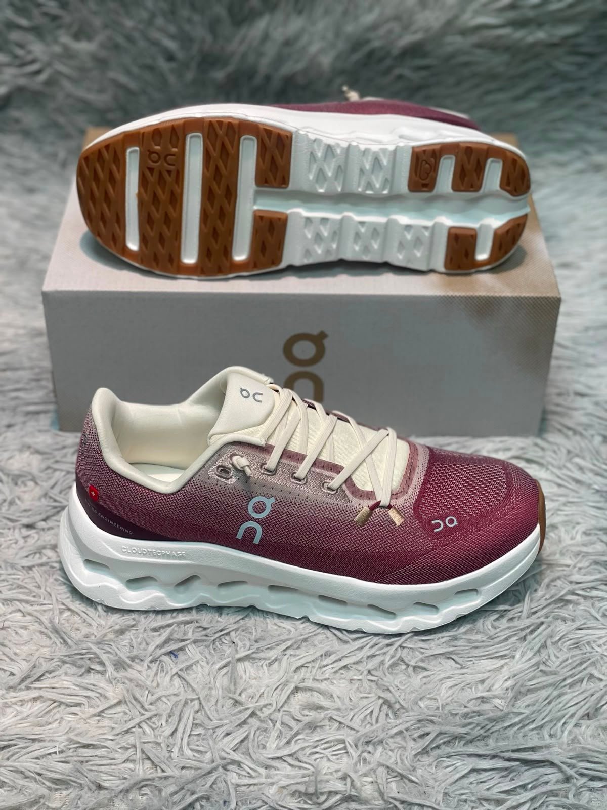 Cloudtilt LOEWE 2 Sneakers Bordeaux Creme White