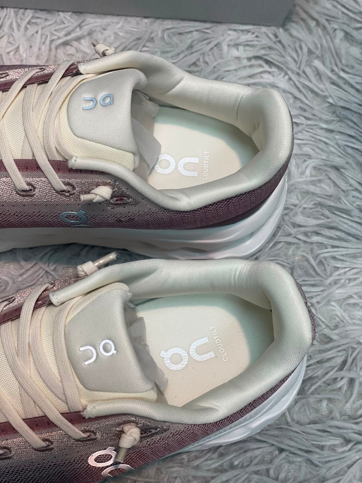 Cloudtilt LOEWE 2 Sneakers Bordeaux Creme White