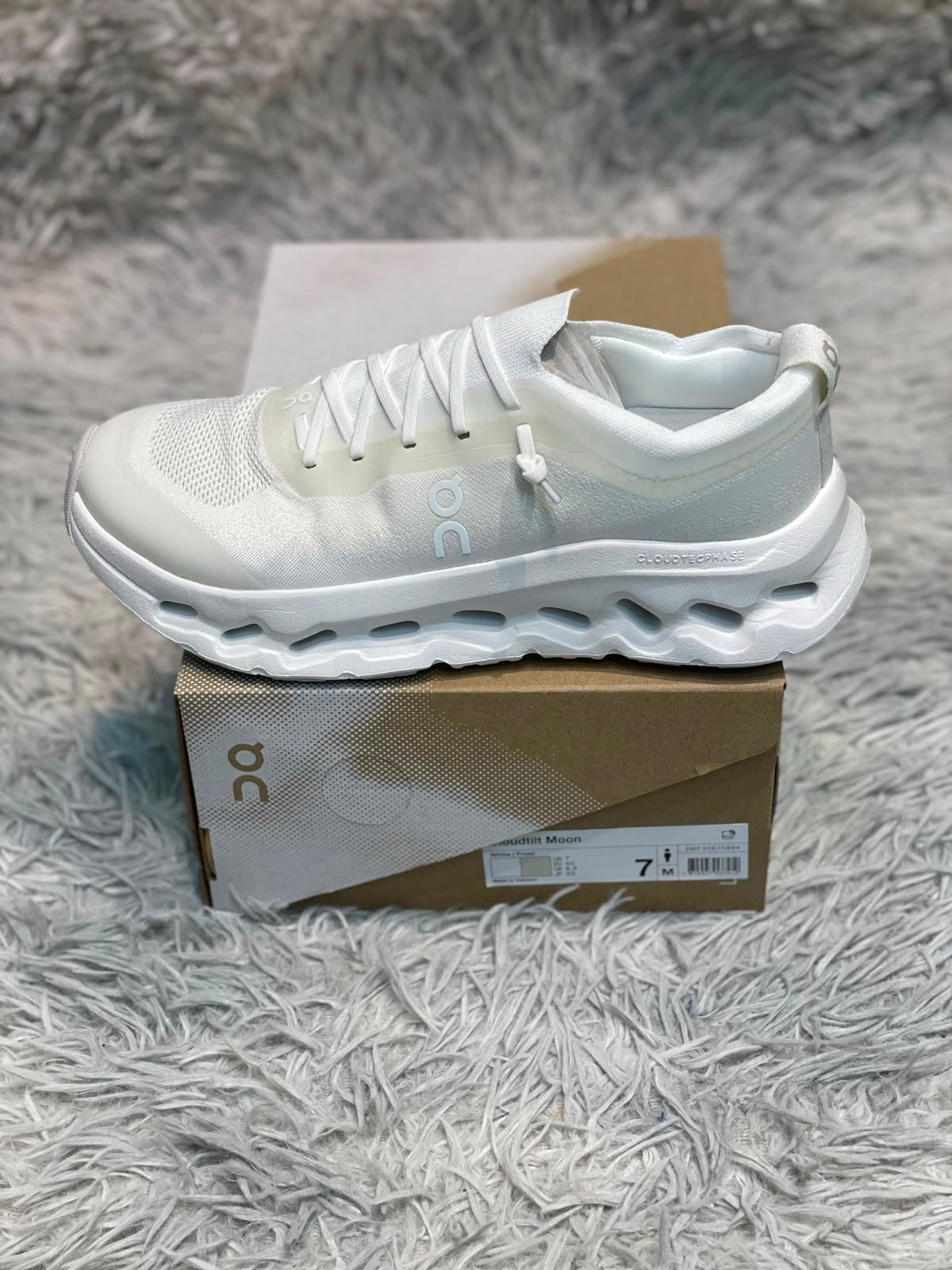 Cloudtilt Sneakers White