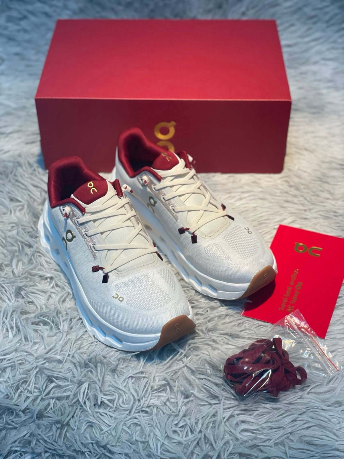 Cloudtilt Sneakers Bordeaux White