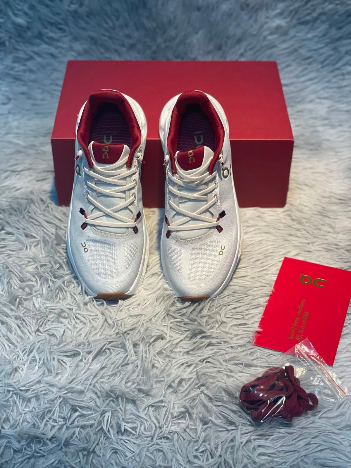 Cloudtilt Sneakers Bordeaux White