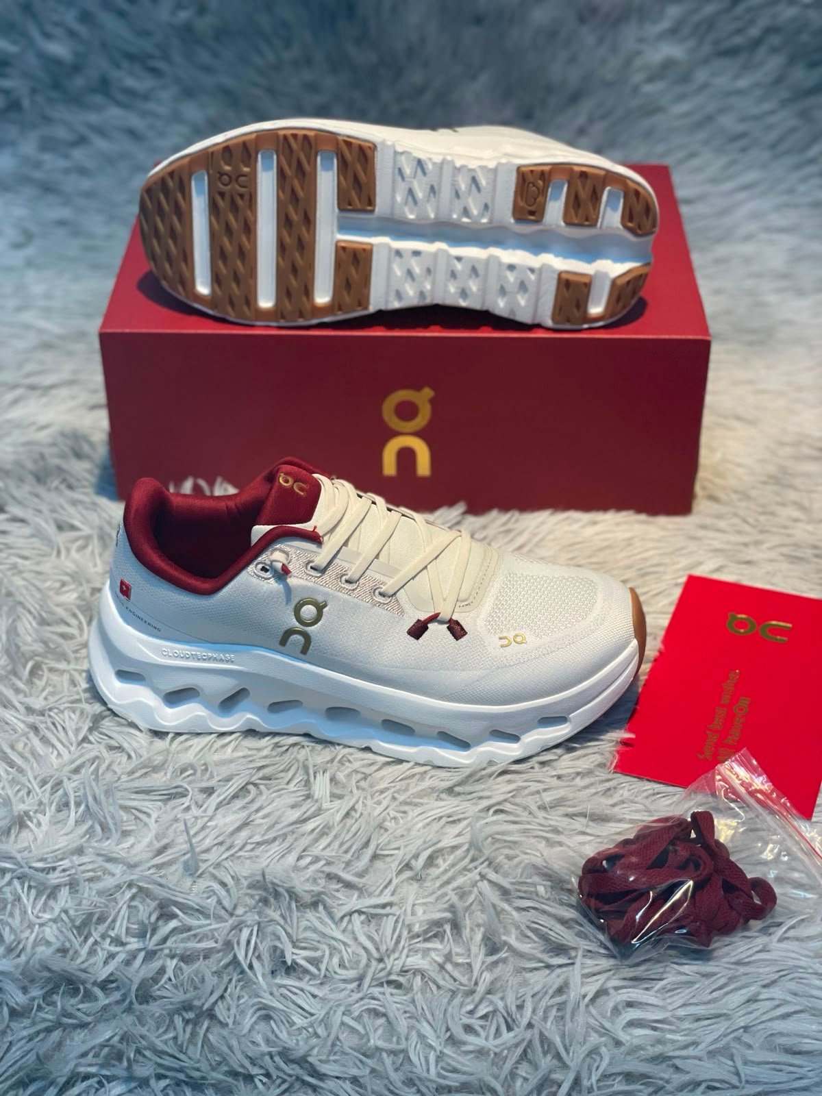 Cloudtilt Sneakers Bordeaux White