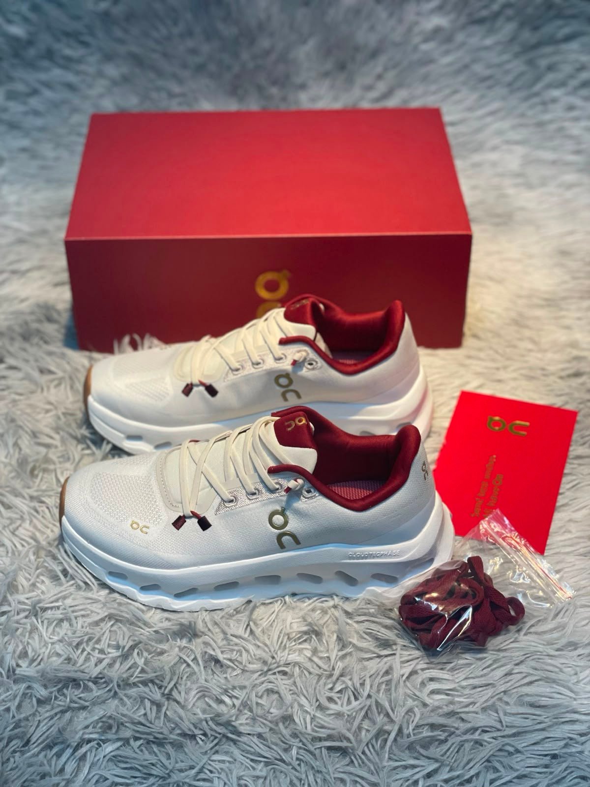 Cloudtilt Sneakers Bordeaux White