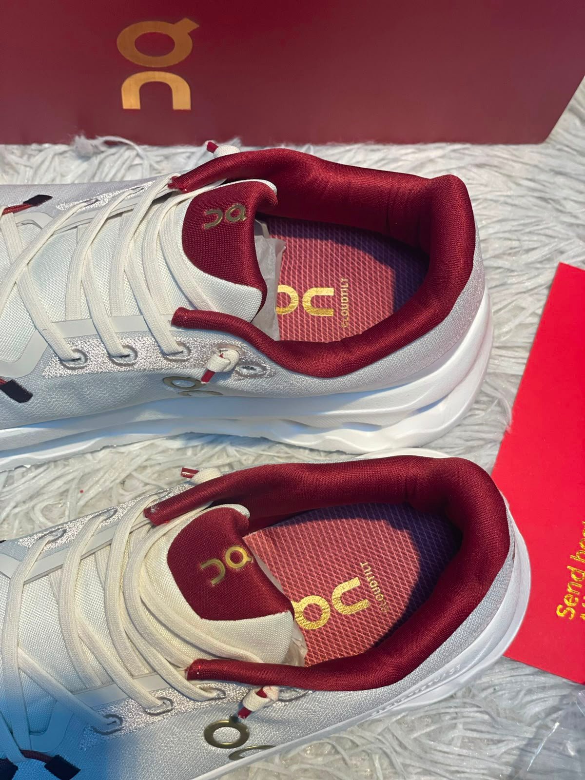 Cloudtilt Sneakers Bordeaux White