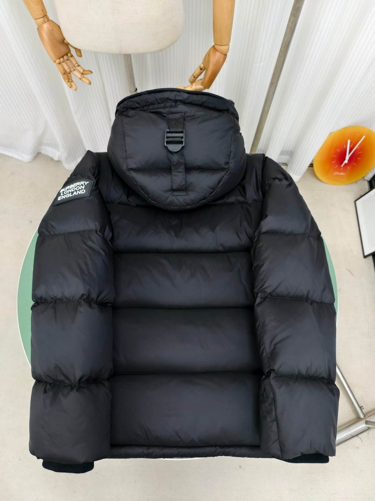 Lockwell Detachable Sleeves Puffer Jacket Black