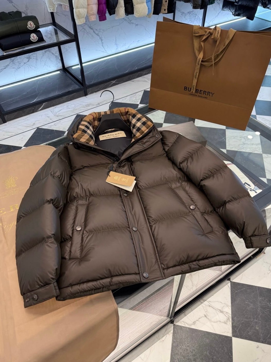 Puffer Jacket Brown
