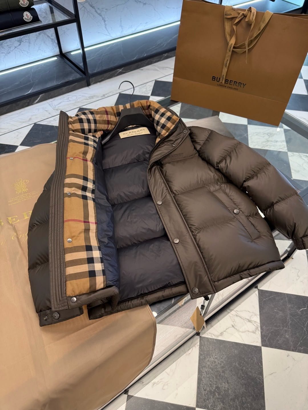 Puffer Jacket Brown