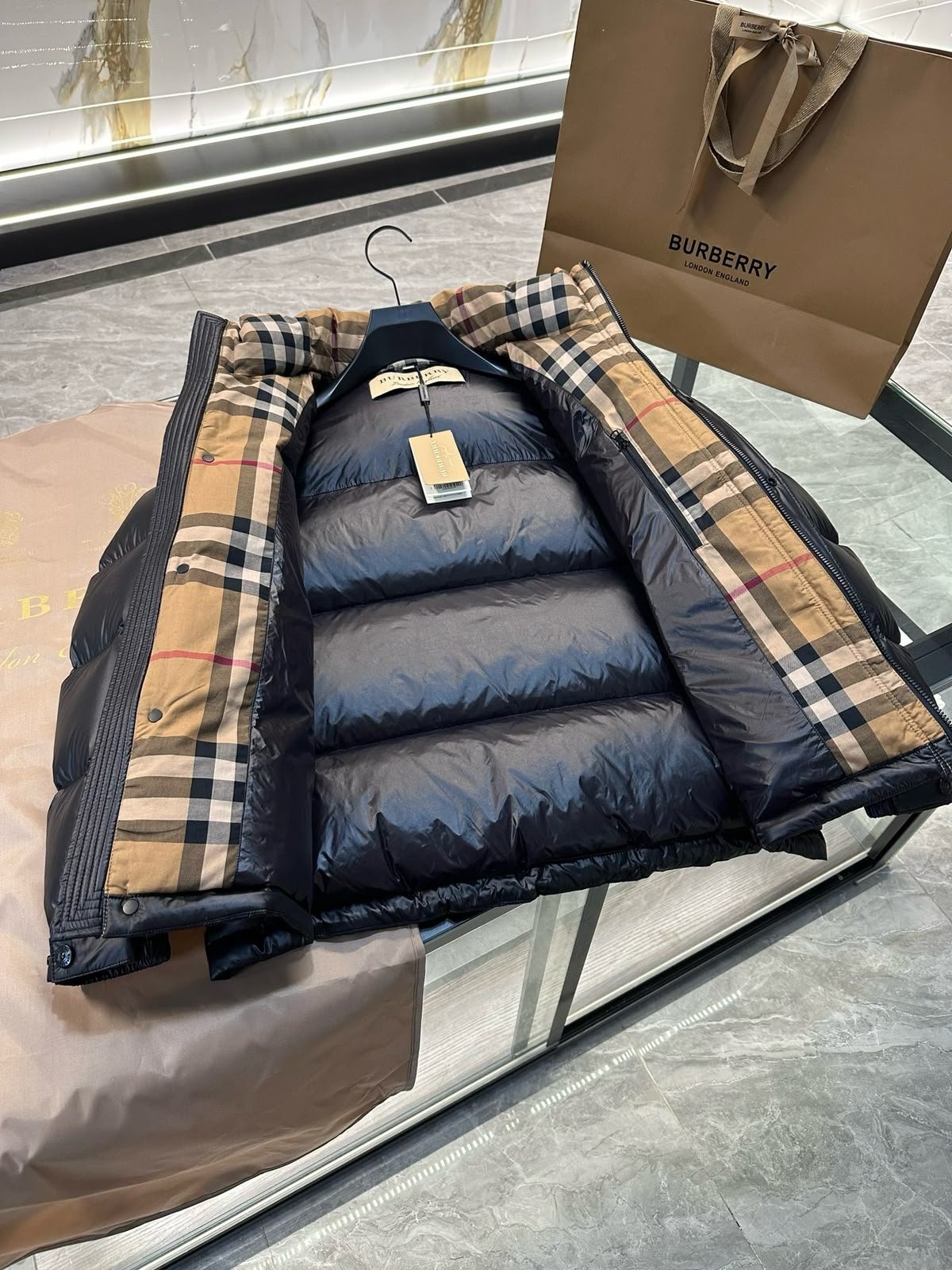 Puffer Jacket Black