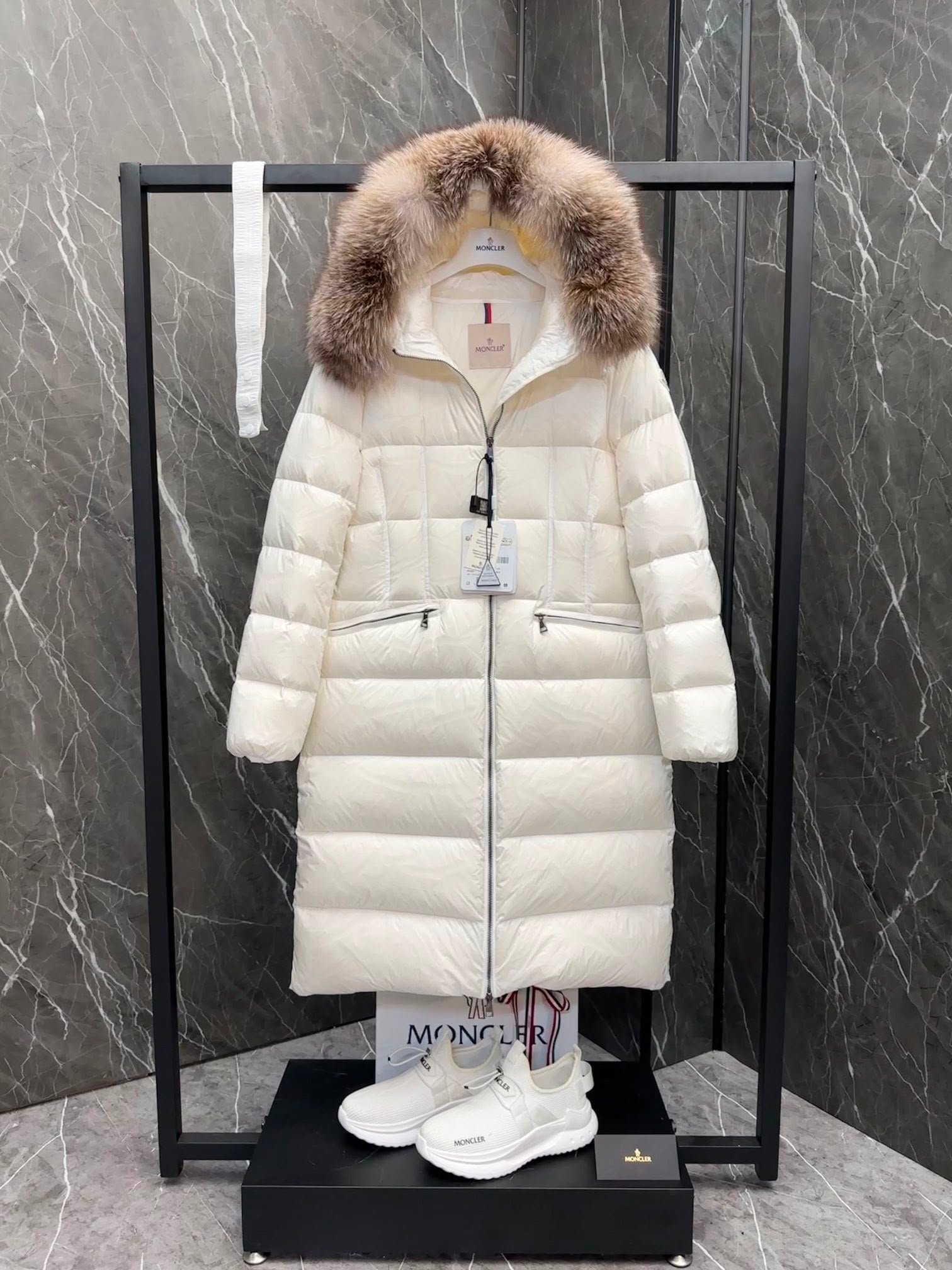 Boedic Long Puffer Jacket White