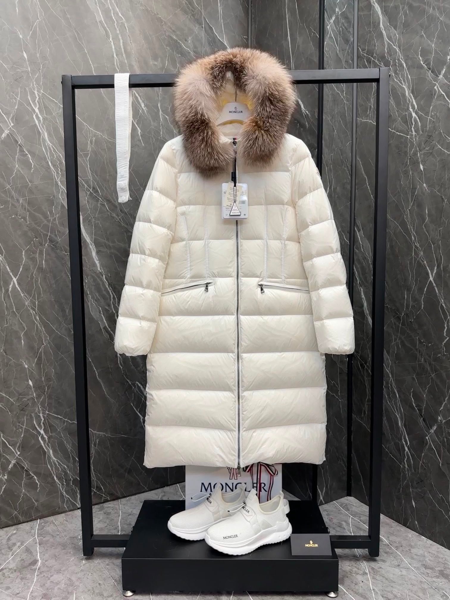 Boedic Long Puffer Jacket White