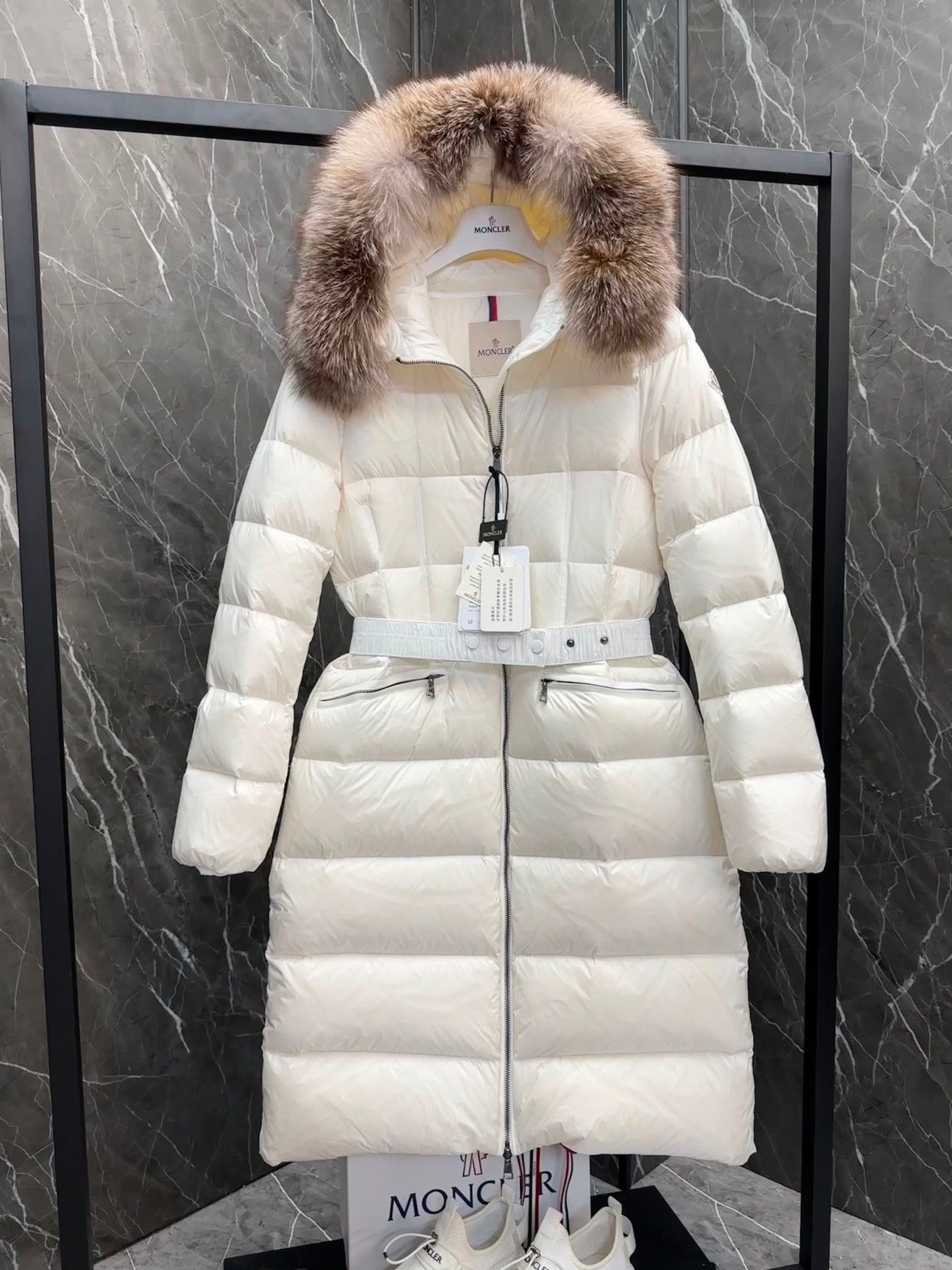 Boedic Long Puffer Jacket White