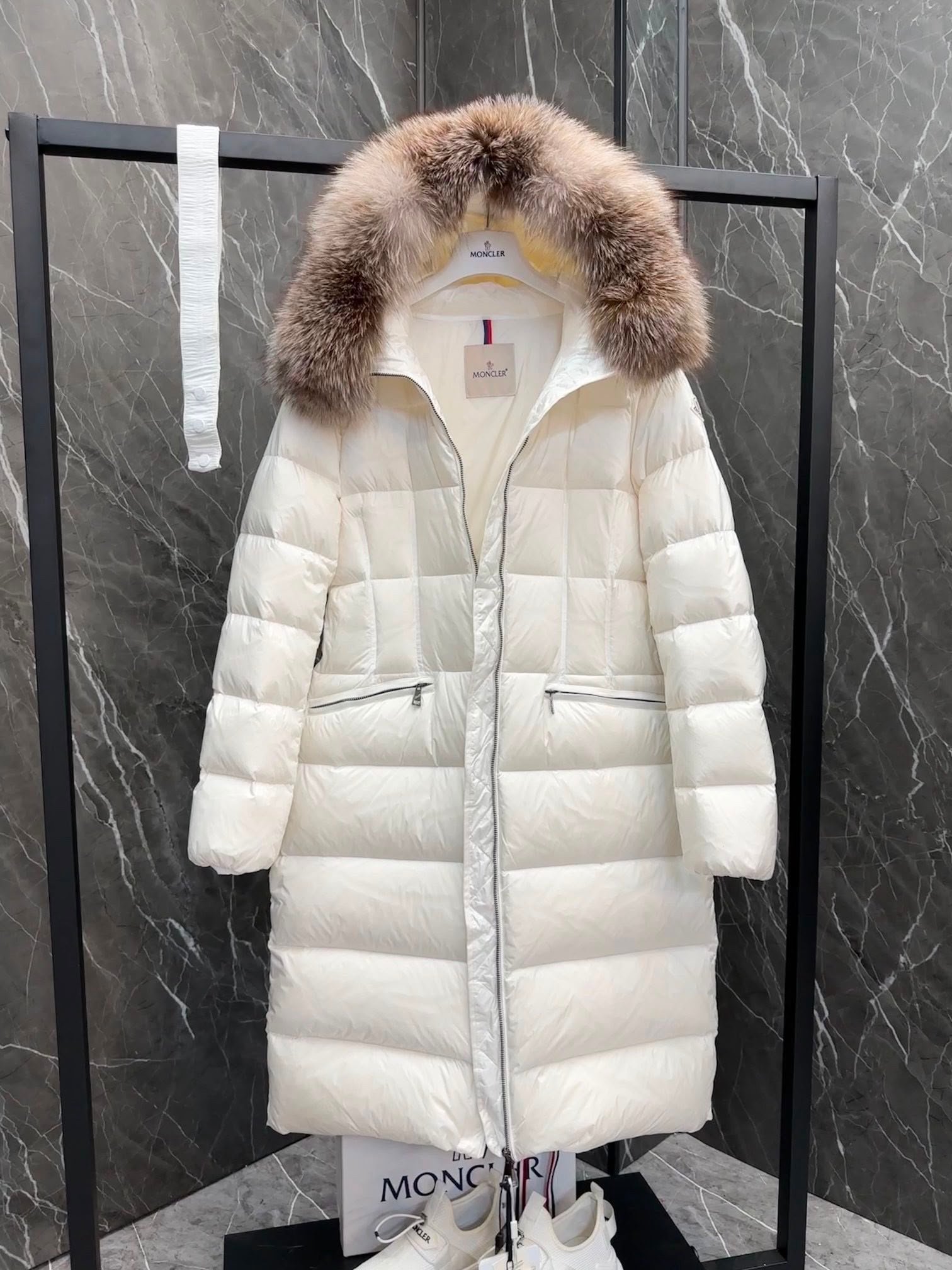 Boedic Long Puffer Jacket White