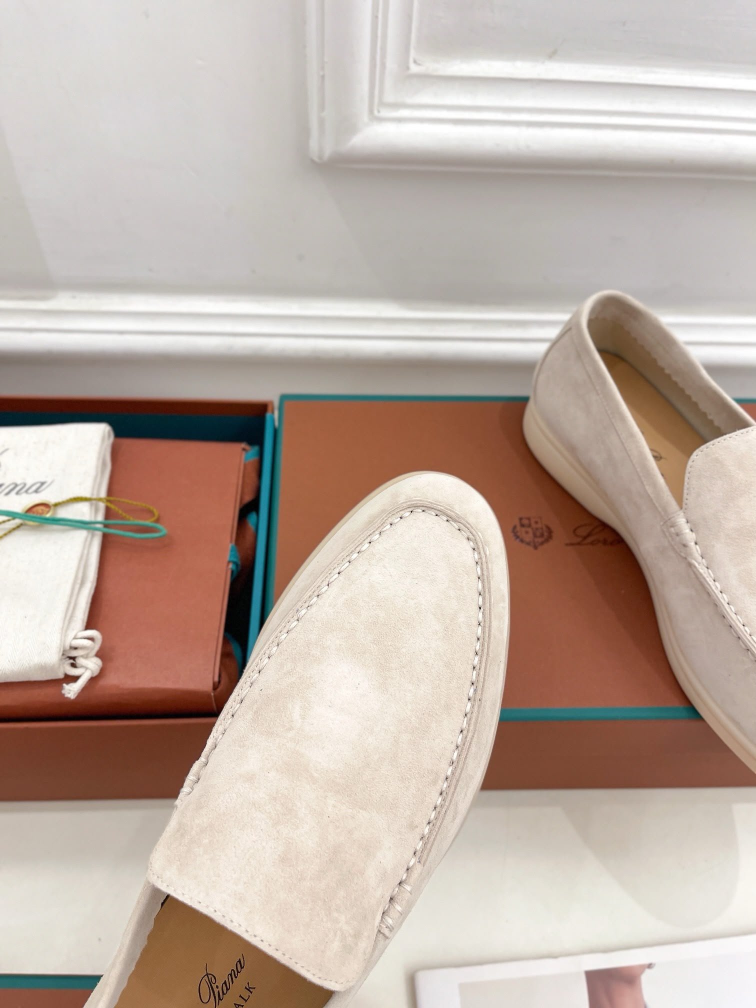 Summer Walk Loafers White Sand
