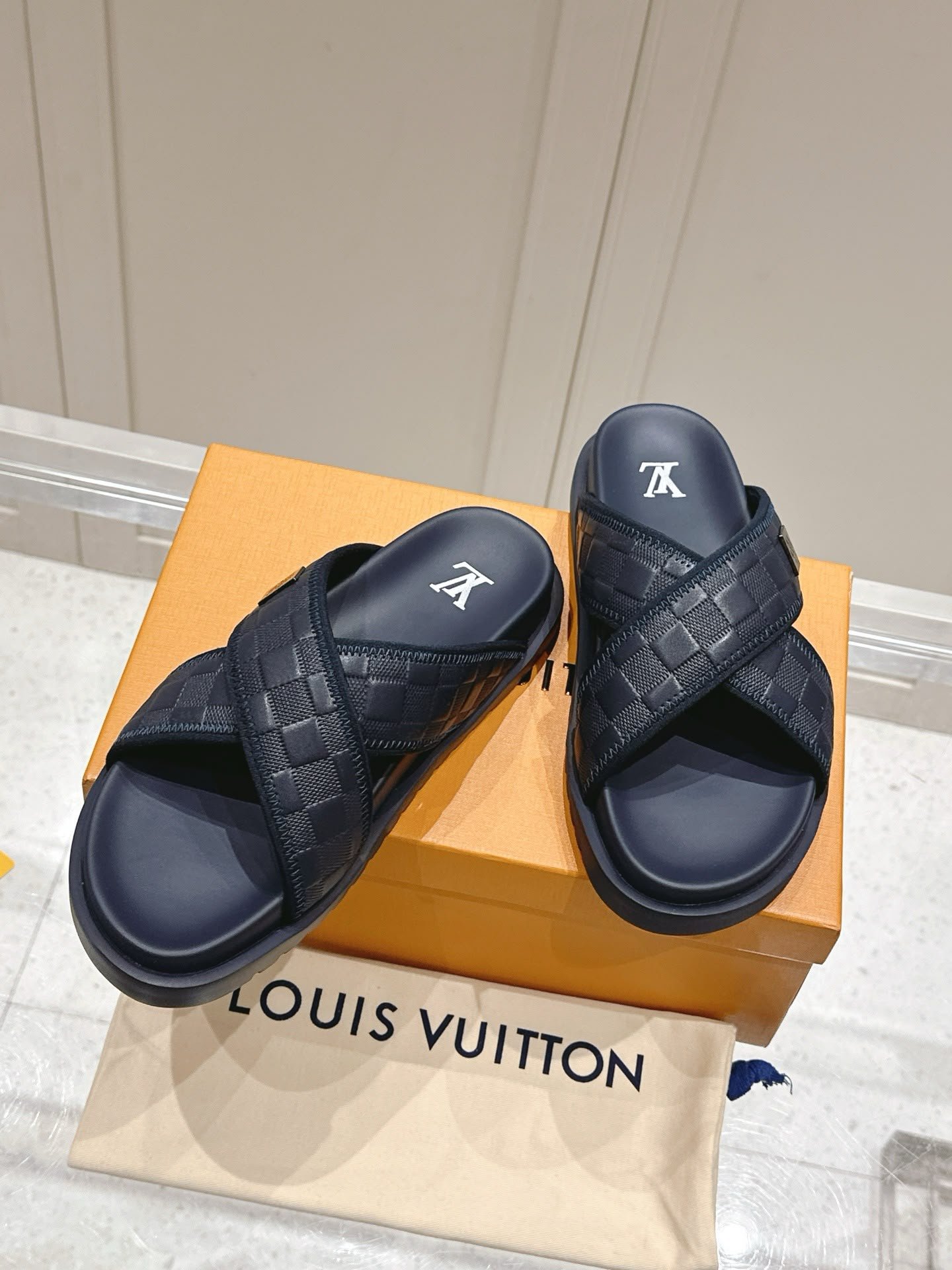 Cross Damier Pattern Sandals Navy Blue
