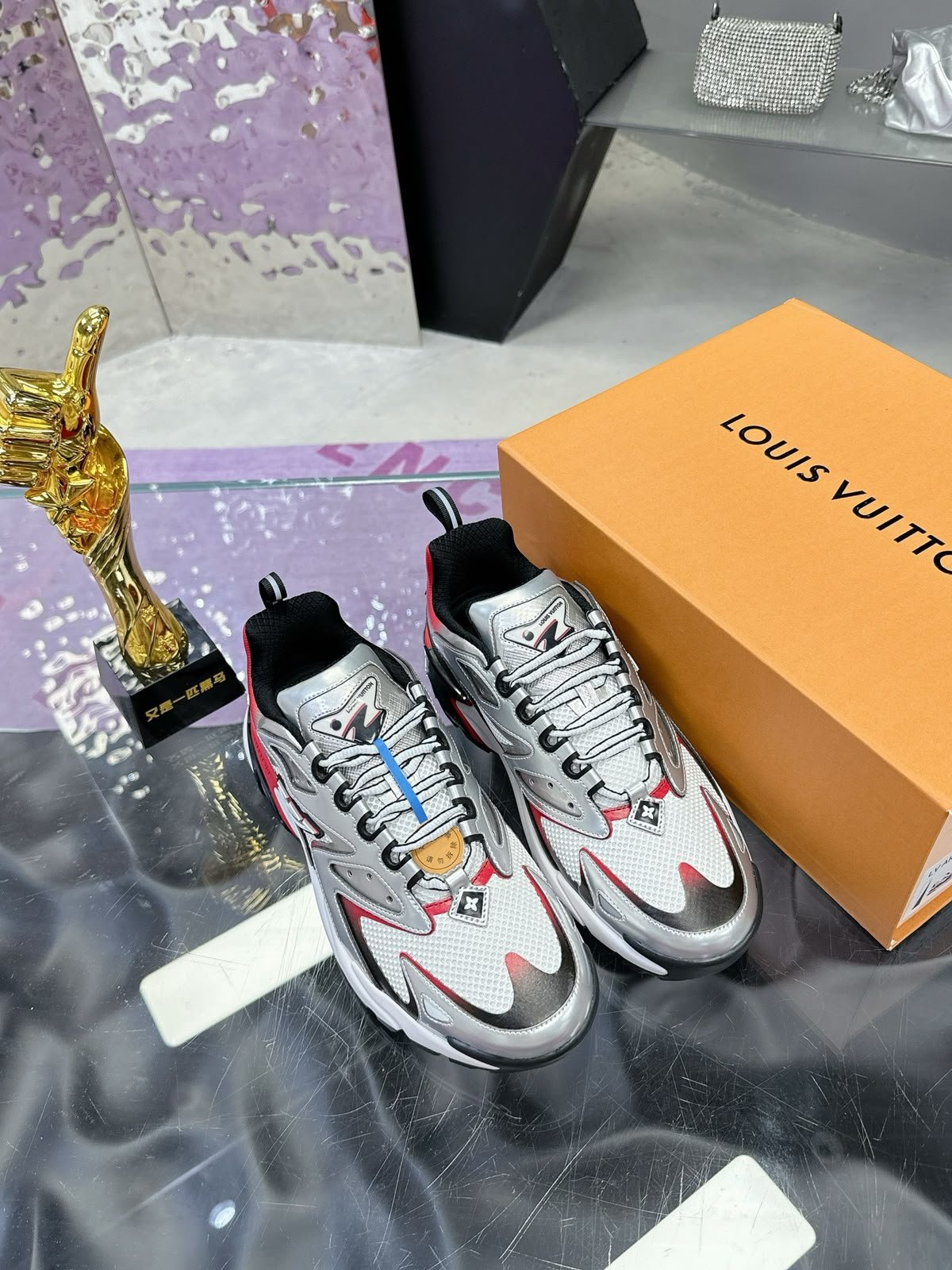 Runner Tatic Sneaker Silver Red