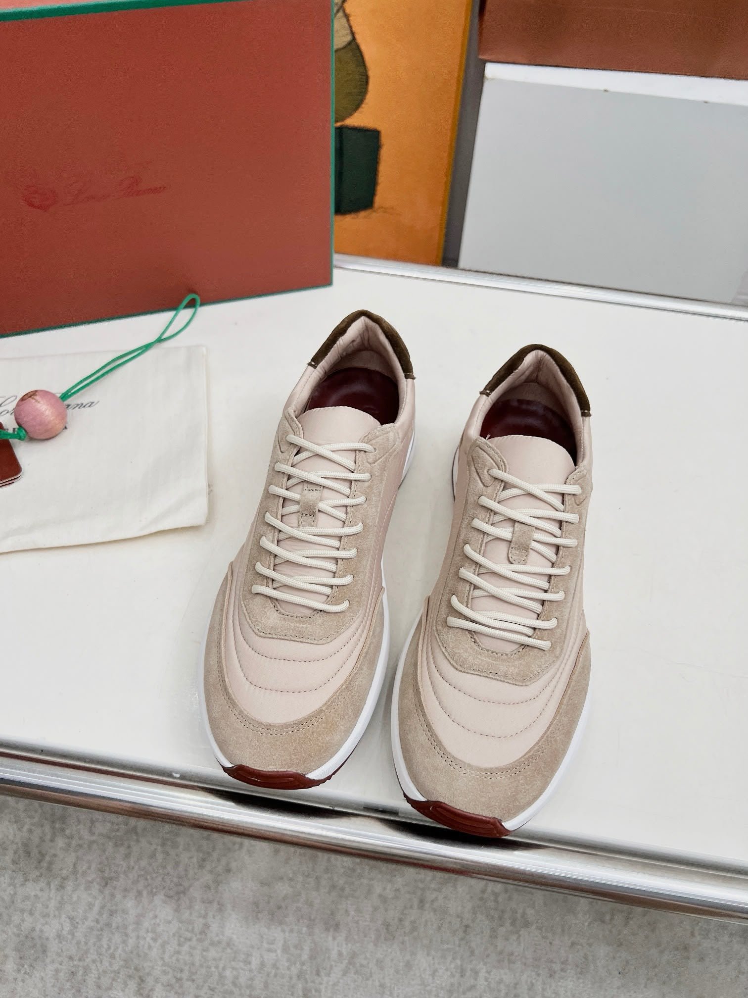 Week End Walk Suede Sneakers Creme Beige