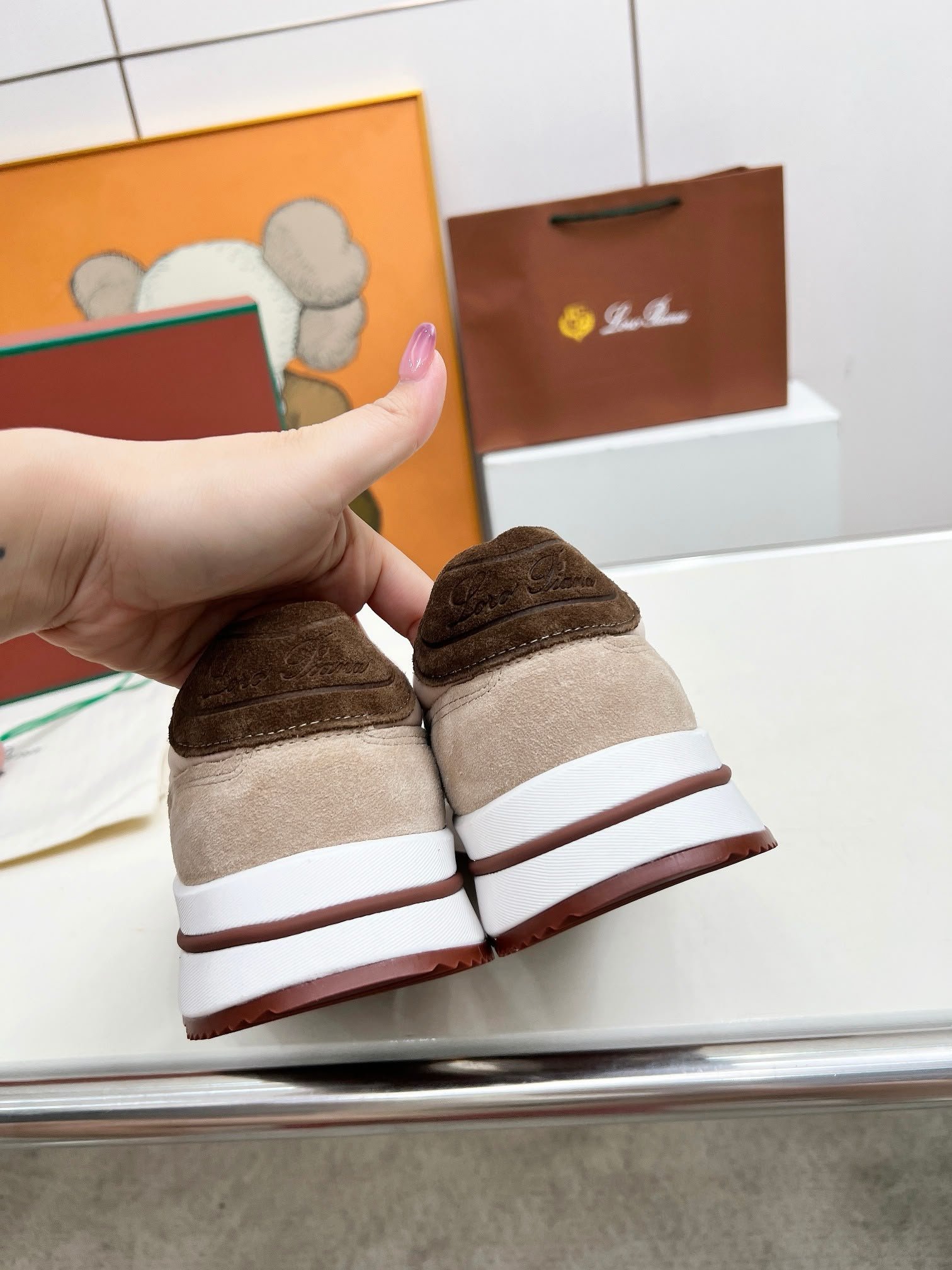 Week End Walk Suede Sneakers Creme Beige