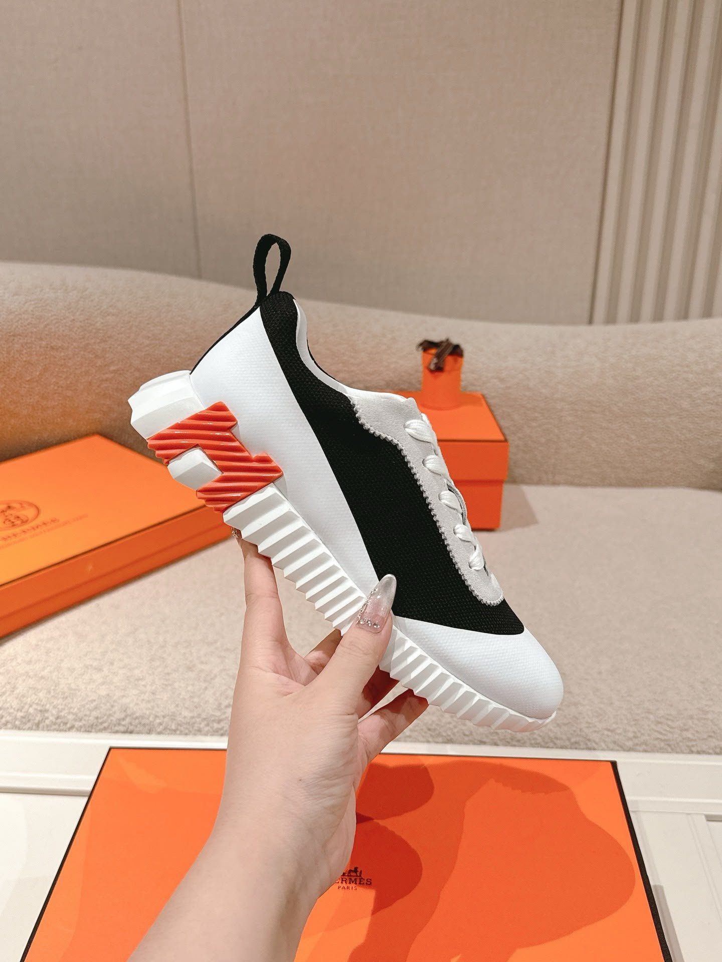 Bouncing Sneakers Black White Orange