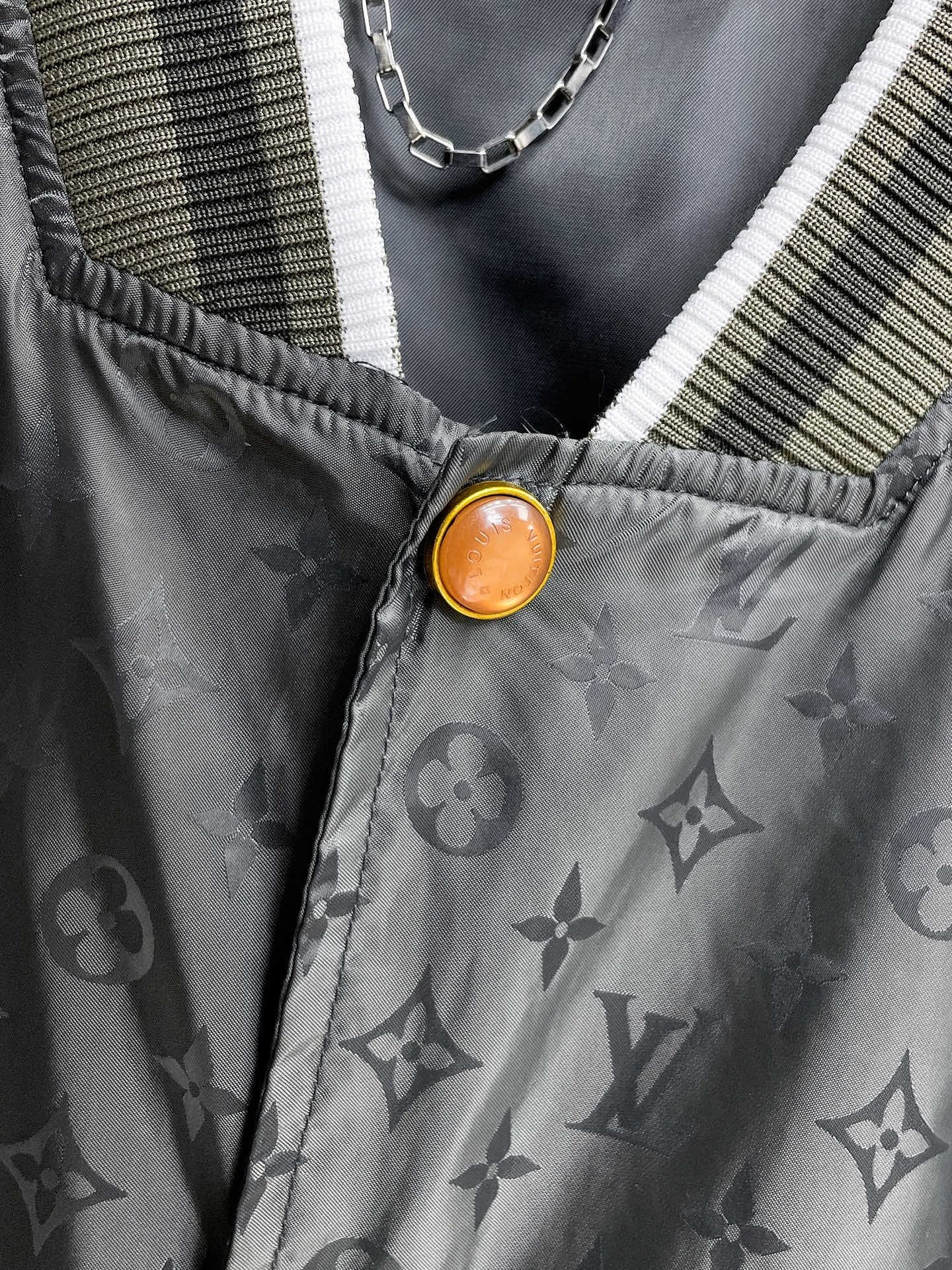 Monogram Bomberjack Green Grey