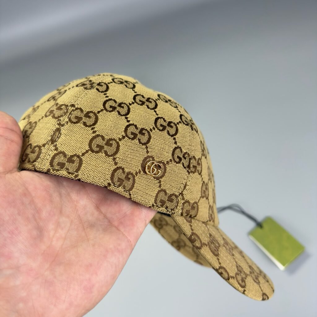 GG Canvas Pet Beige