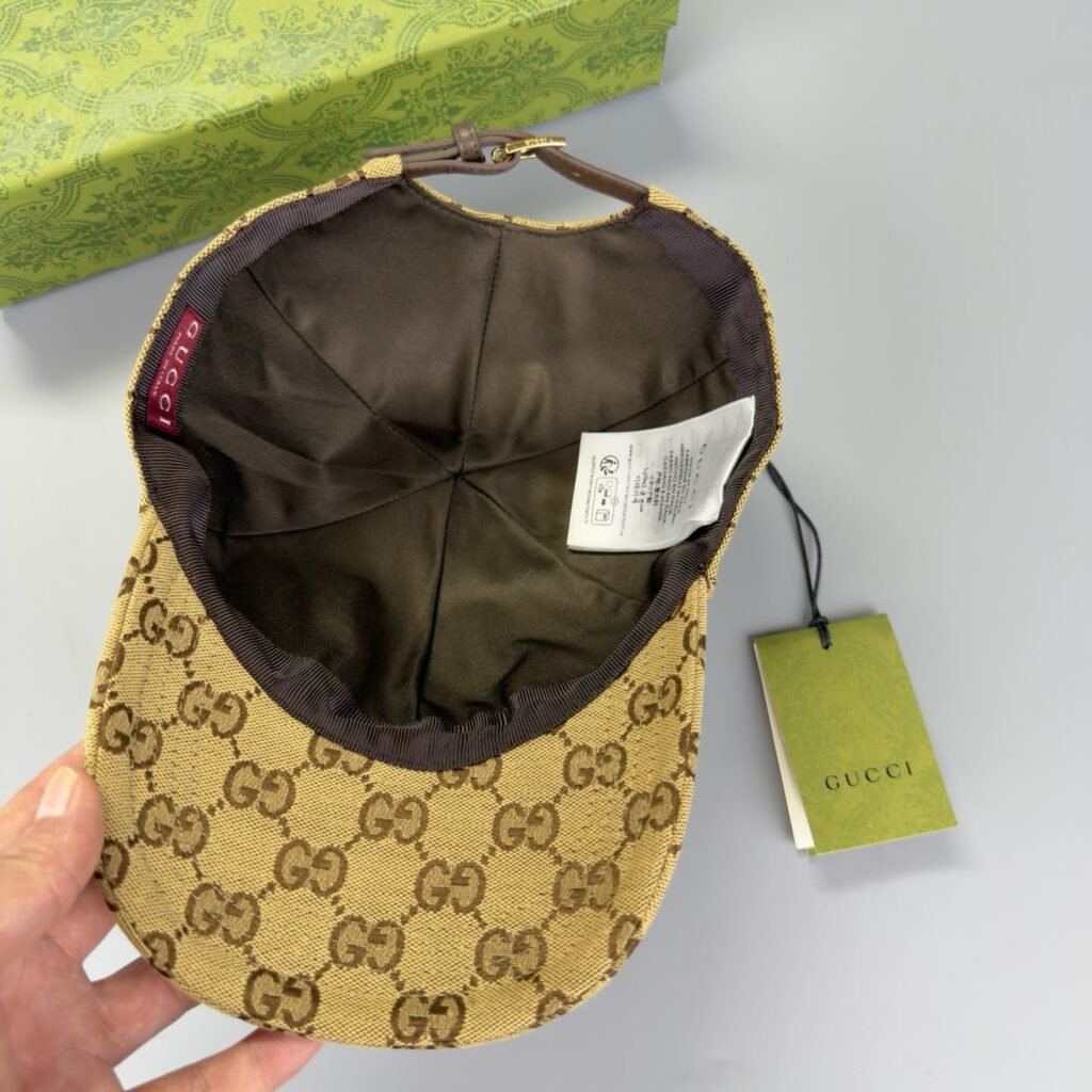 GG Canvas Pet Beige