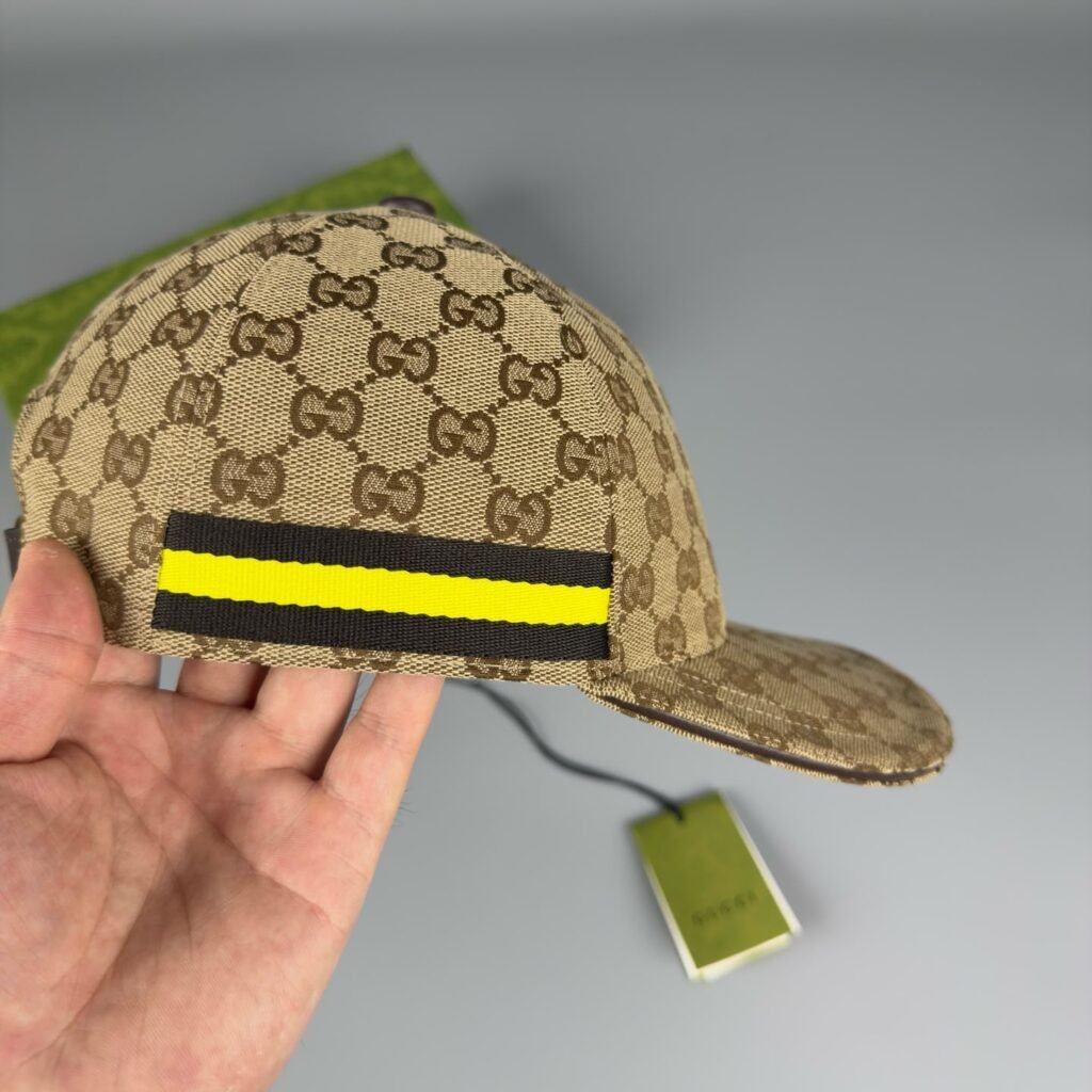 GG Canvas Pet