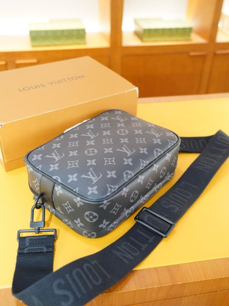 Getaway Messenger Black Grey